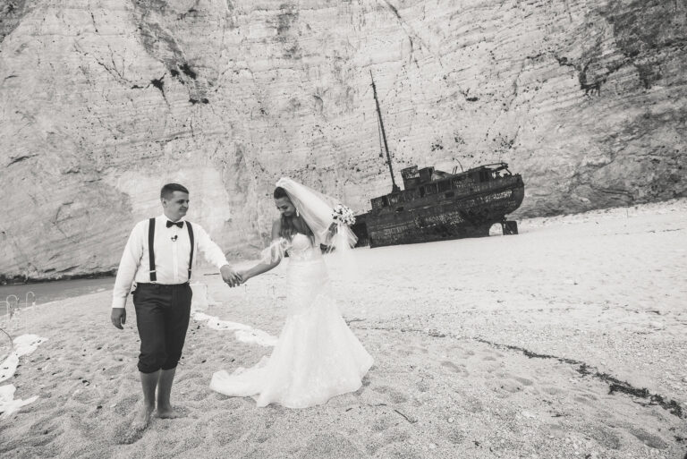 Ślub na Zakynthos w Niezwykłej Zatoce Wraku