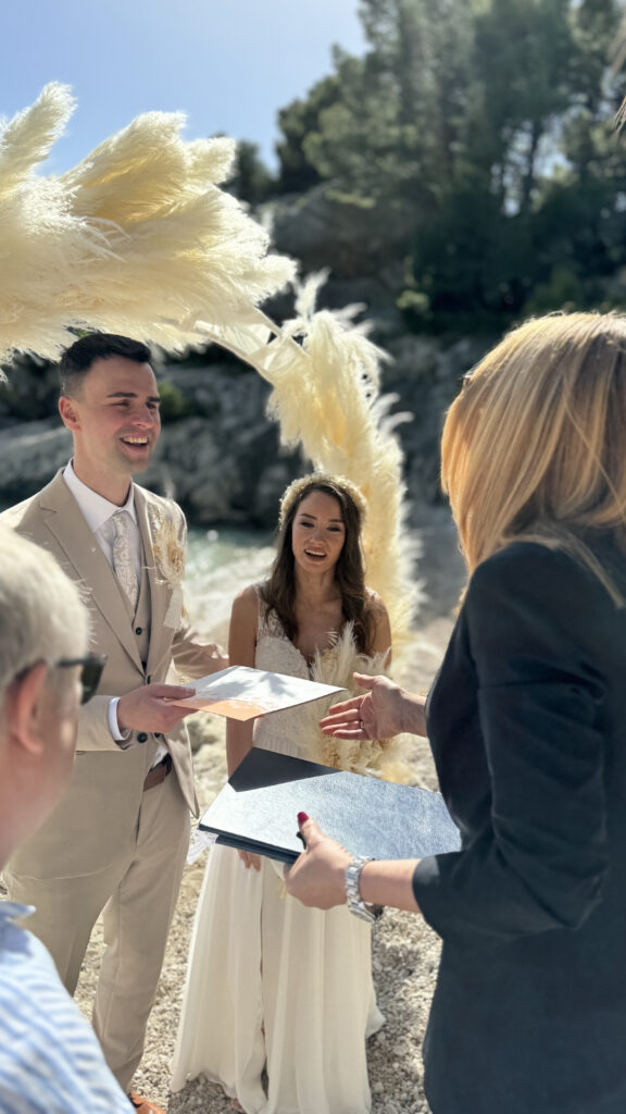 Ślub w Chorwacji na plaży w Brela