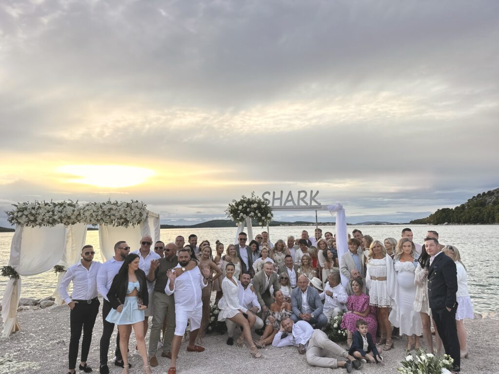 Ślub i wesele w beach clubie obok Primošten