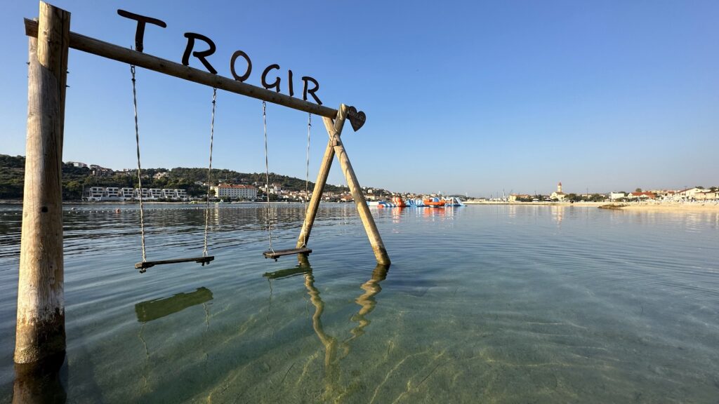 Ślub w Chorwacji - Trogir na plaży