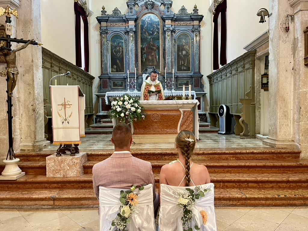 Ślub w Chorwacji - wyspa Hvar 13 Ślub kościelny w Chorwacji - Ślub na Hvar