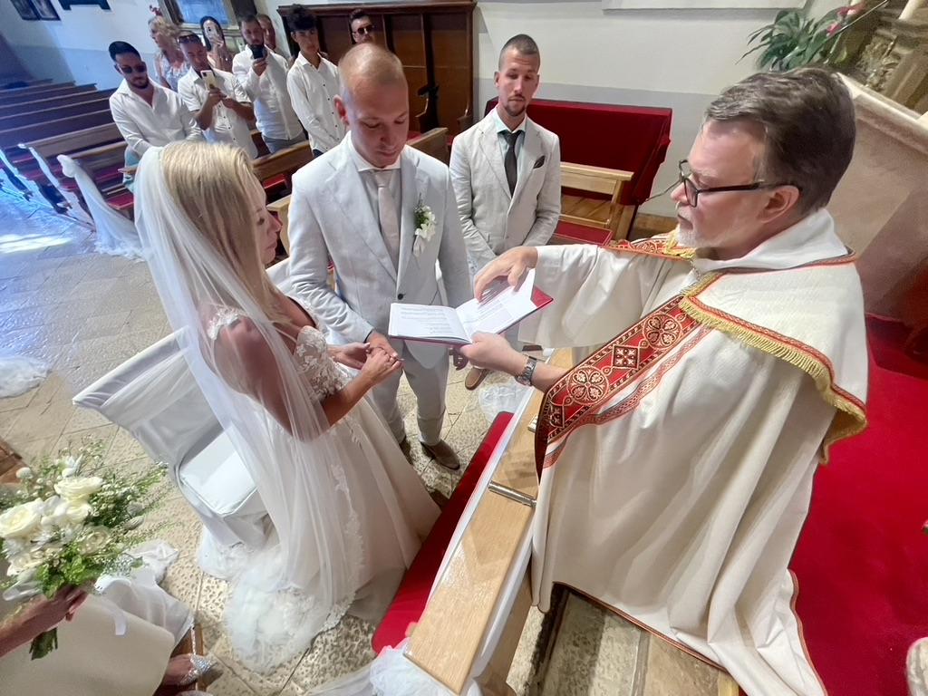 Ślub w Chorwacji - Istria 12 Ślub kościelny w Chorwacji - Pula, Istria