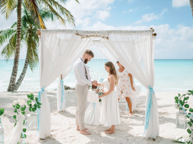 Ślub na Saonie, Dominikana