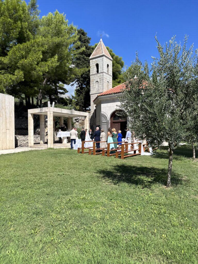 Agnieszka i Konrad – Ślub kościelny w Chorwacji